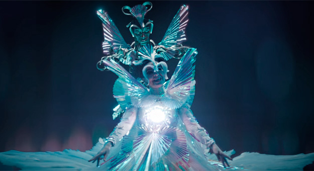 Бьорк показала новый клип на Неделе моды в Лондоне