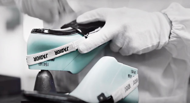 Dior снял фильм о создании лодочек J'Adior