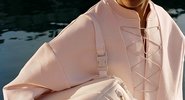 Reebok запустил в продажу костюмы космонавтов из коллаборации с Cottweiler