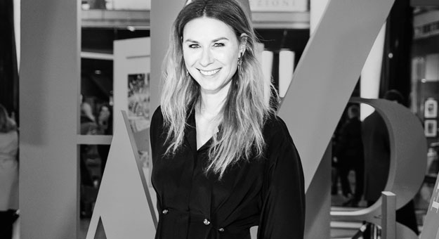 Гости открытия выставки обложек Harper's Bazaar в Москве