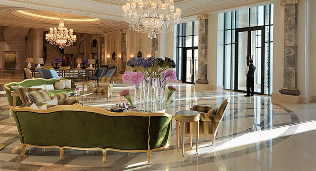 Ужин с видом на Каспийское море: Новый год в Four Seasons Hotel Baku