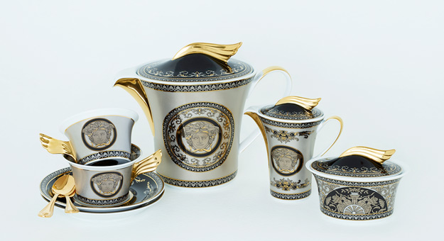 Как выглядит посуда Versace