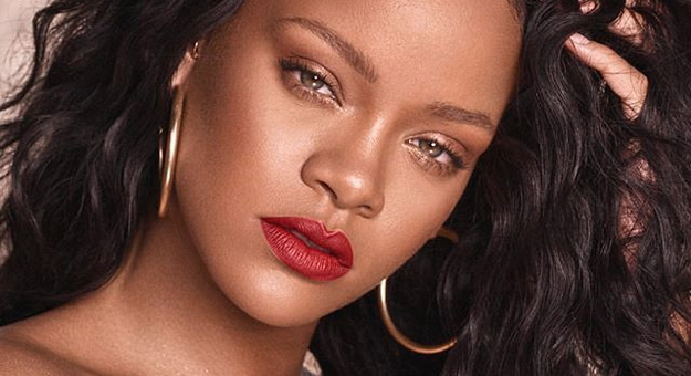 Рианна обгоняет Ким Кардашьян и Кайли Дженнер по доходам за косметику