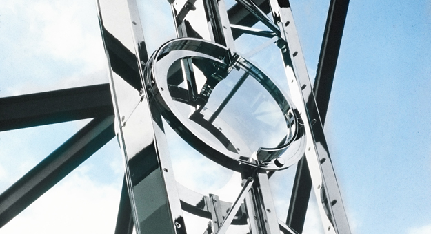 Возвращение: главное о скульпторе Вадиме Космачеве к его первой масштабной выставке на родине