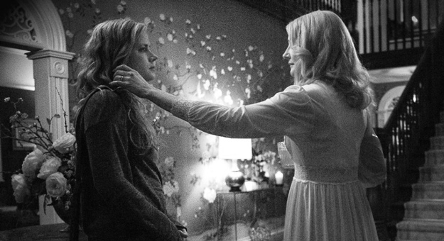 Эми Адамс встречается со своими страхами в трейлере мини-сериала «Острые предметы»