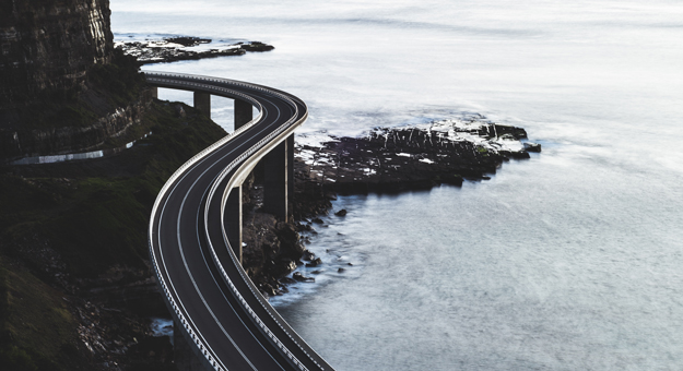 Новая Зеландия по следам Меган Маркл или немецкая винная дорога с родителями: 5 нескучных вариантов роуд-трипа