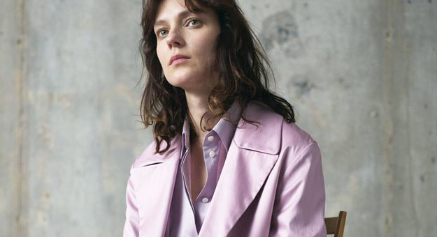 Главный дизайнер The Row стал креативным директором Theory