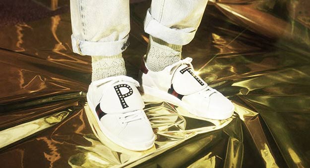 Gucci запустил сервис персонализации сумок и обуви