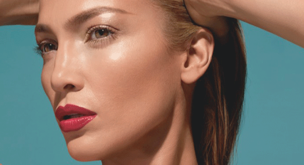 Как повторить сияющий макияж Дженнифер Лопес