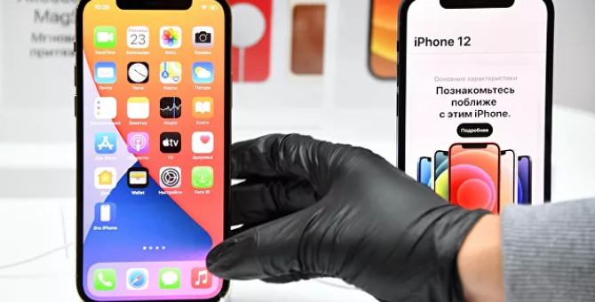 Владельцы новых iPhone могут отказаться от российского софта