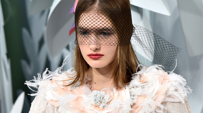 Неделя высокой моды в Париже: Chanel, весна 2015
