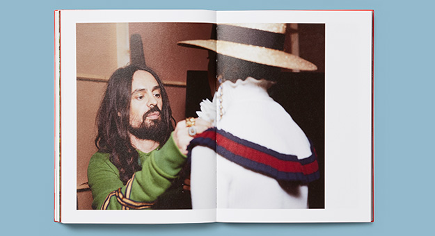 Blind for Love: вышел фотоальбом о круизной коллекции Gucci