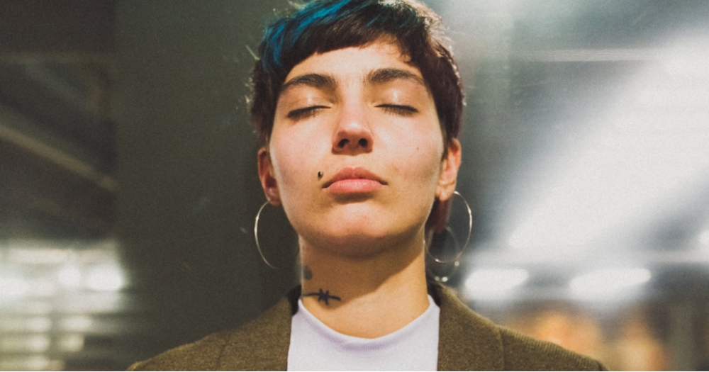 Поддержать всех, кто устал обесценивать себя: как активизм Катрин Ненашевой перебрался из фейсбука и с улиц в Музей «Гараж»