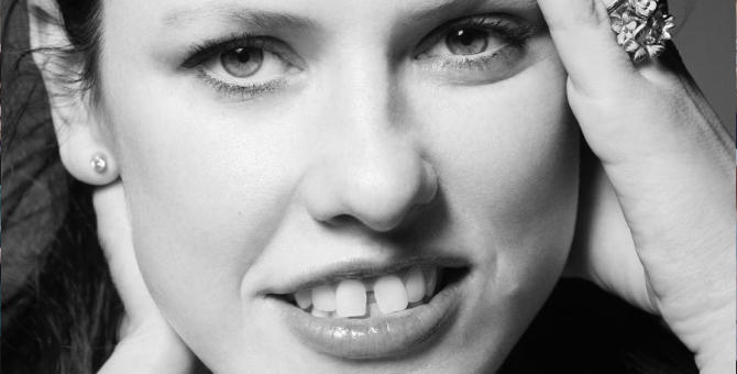 1000 пар обуви Prada и недовольные Spice Girls. Вспоминаем цитаты стилиста Кэти Гранд