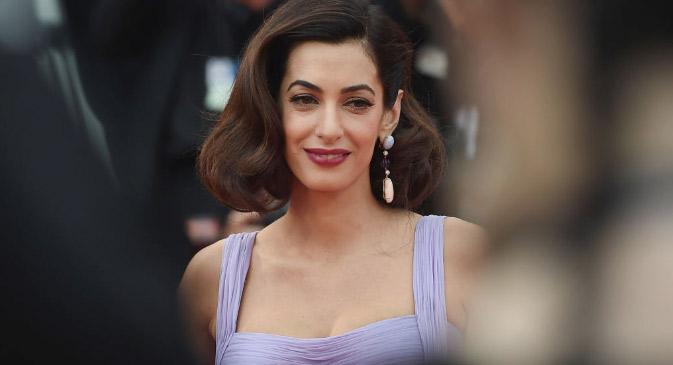 Героиней новой обложки американского Vogue стала Амаль Клуни