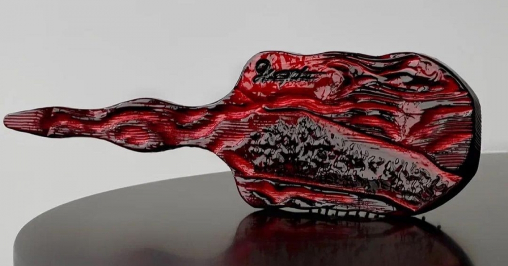 Что вам нужно знать об очень красивых расческах, которые выпускает бренд Лики Глазковой