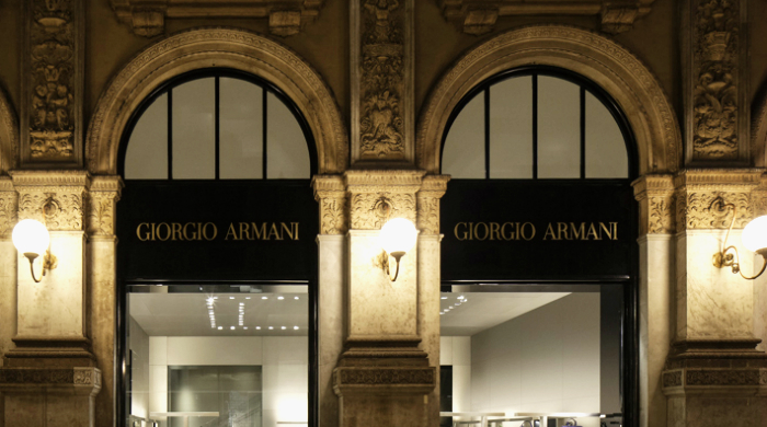 Giorgio Armani открывает новый  бутик аксессуаров в Милане