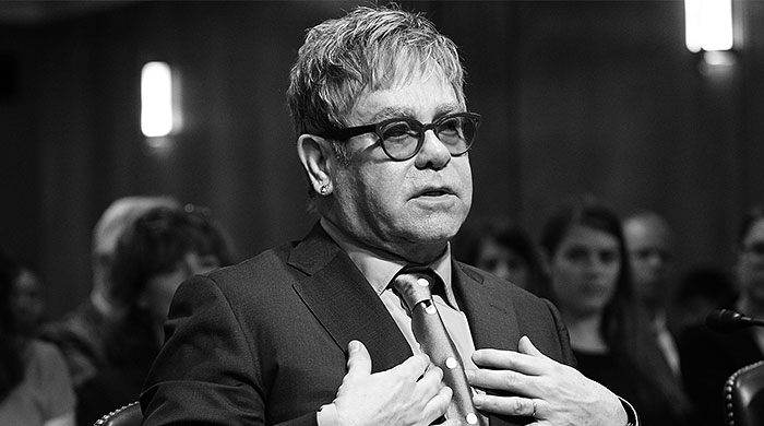 Элтон Джон хочет поговорить с Путиным о толерантности