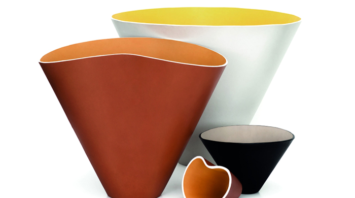 Объект желания: кожаная посуда от Loewe