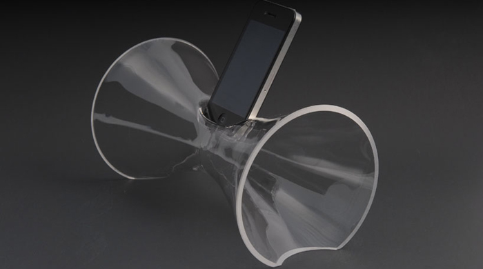 Объект желания: стеклянная аудиосистема для iPhone