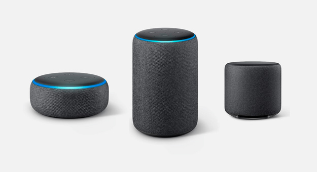 Amazon представила микроволновку со встроенным помощником Alexa и умный штекер Smart Plug