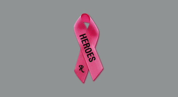 Раф Симонс поддержал борьбу с раком груди