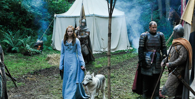 Более 70% жителей России не смотрели «Игру престолов» и не планируют этого делать