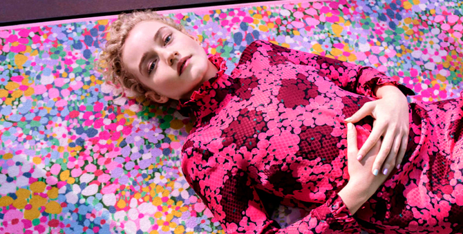 Тим Уокер снял Сэди Синк в новой кампании Kate Spade New York