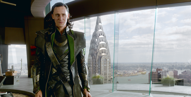 Marvel выпустит сериал о молодости Локи с Томом Хиддлстоном в качестве рассказчика