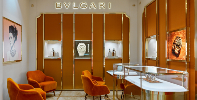 В Москве открылся первый часовой бутик Bvlgari