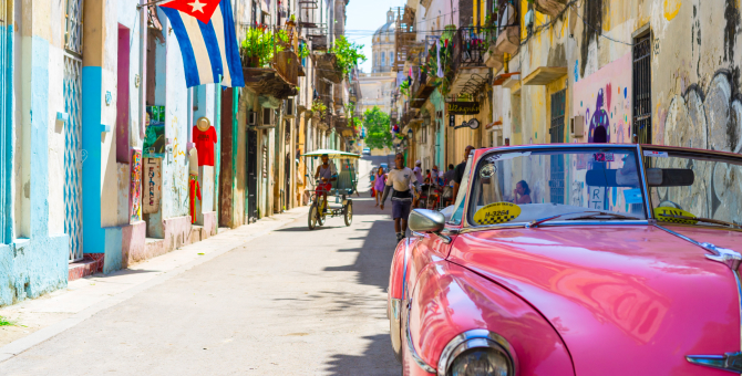 На Кубе прошли масштабные демонстрации против правительства и за доступ к вакцинам от COVID-19