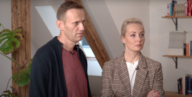 Юрий Дудь взял интервью у Алексея и Юлии Навальных