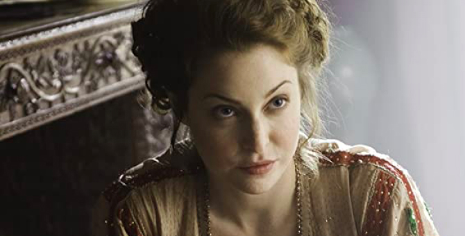 Актриса из «Игры престолов» Эсме Бьянко рассказала о насилии со стороны Мэрилина Мэнсона