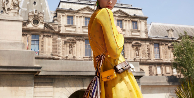 Fendi выпустил микроверсию сумки Baguette