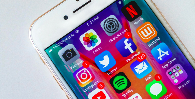 В Facebook появился раздел помощи пострадавшим от коронавируса