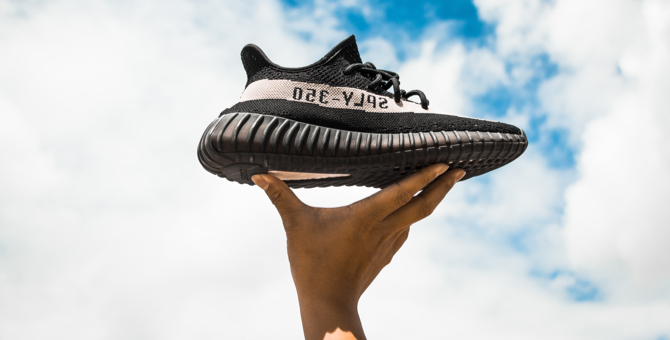 Треть проданных в России кроссовок оказывается контрафактной