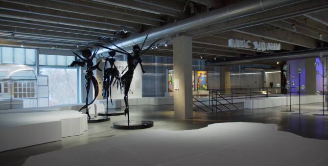 «Гараж» сделал видеоэкскурсию по 2-й Триеннале современного искусства