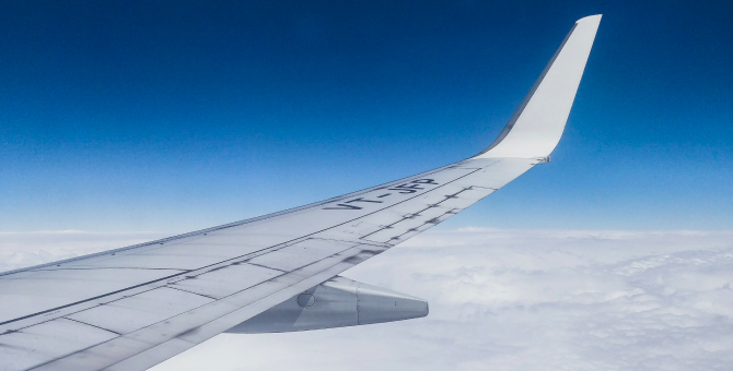 Россия на неделю приостановит авиасообщение с Великобританией