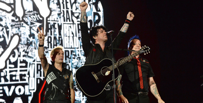 Группа Green Day выступит в Москве следующей весной
