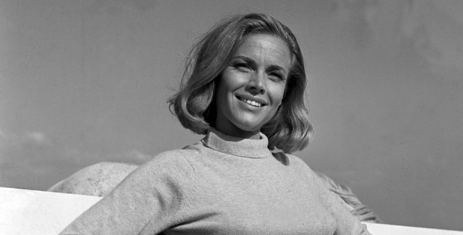 Умерла актриса Онор Блэкман — девушка Бонда из фильма «Голдфингер»