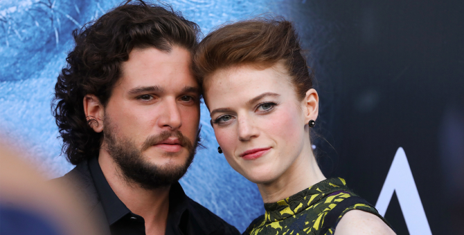 Кит Харингтон и Роуз Лесли стали родителями — у них родился сын