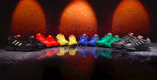 adidas Originals показал новые кроссовки из коллаборации с Lego