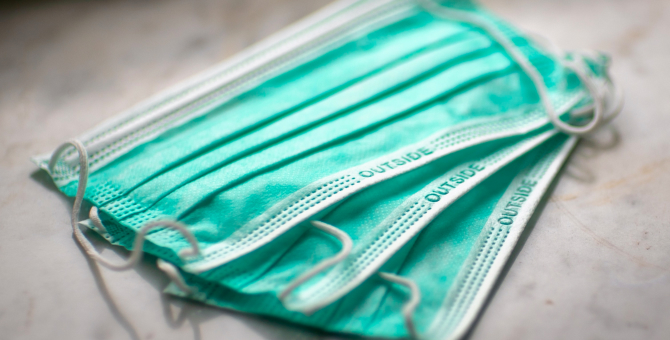 Верховный суд отклонил иск об отмене масочного режима в России