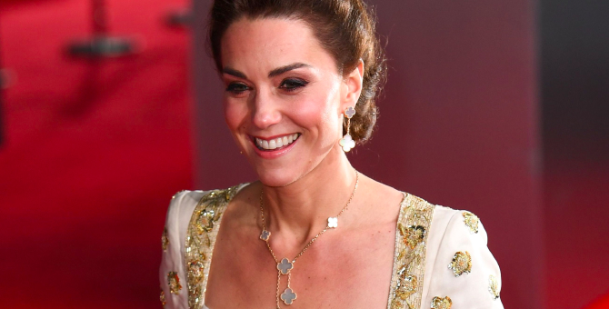 Кейт Миддлтон надела архивное платье Alexander McQueen на церемонию BAFTA