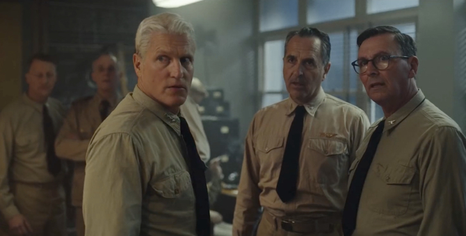 Lionsgate показала новый трейлер военной драмы «Мидуэй» с Вуди Харрельсоном