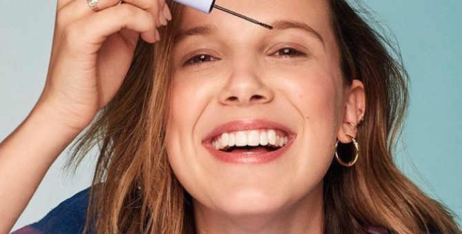 Милли Бобби Браун обвинили в записи фейкового бьюти-тьюториала