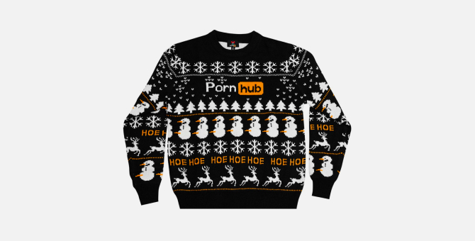 Pornhub выпустил рождественский мерч