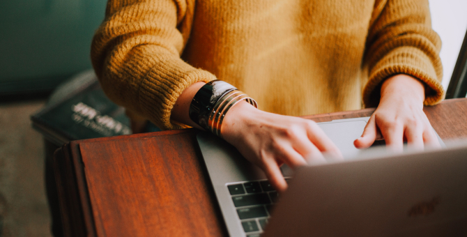 Вернувшиеся из-за границы россияне должны будут вести онлайн-дневник своего самочувствия