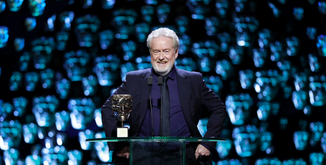 Ридли Скотт заключил контракт с Apple