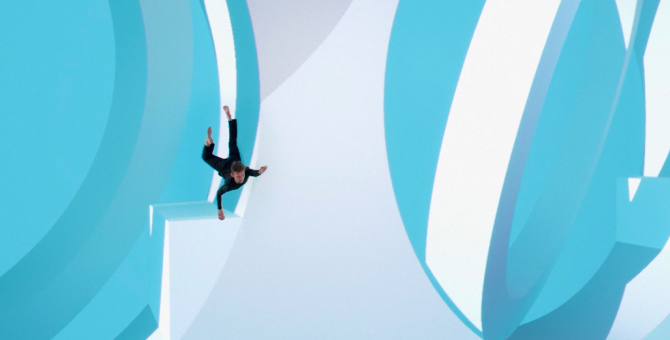 Sila Sveta представила продолжение высокотехнологичного перформанса «Левитация»